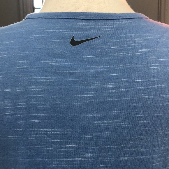 Nike Women's Sleeveless Crew Neck Dri Fit Tank Top Shirt - Picture 5 of 7